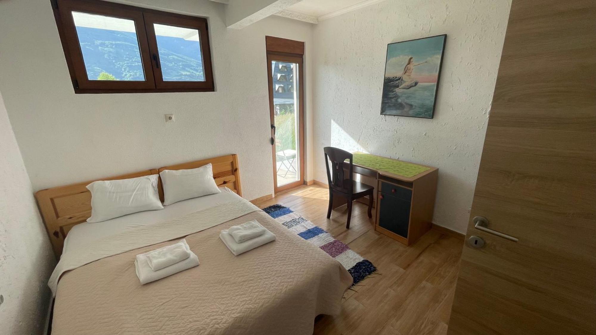 Bed and Breakfast Visitor Yard Плав Экстерьер фото