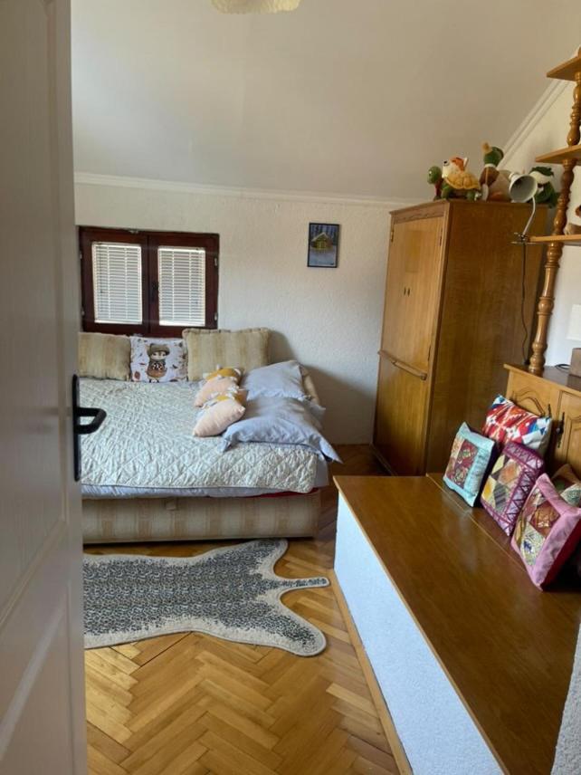 Bed and Breakfast Visitor Yard Плав Экстерьер фото