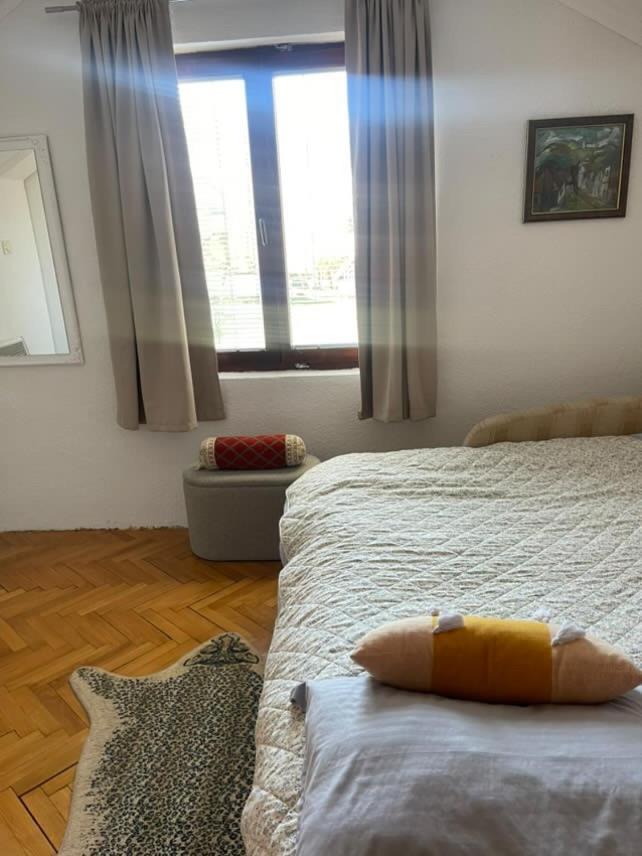 Bed and Breakfast Visitor Yard Плав Экстерьер фото